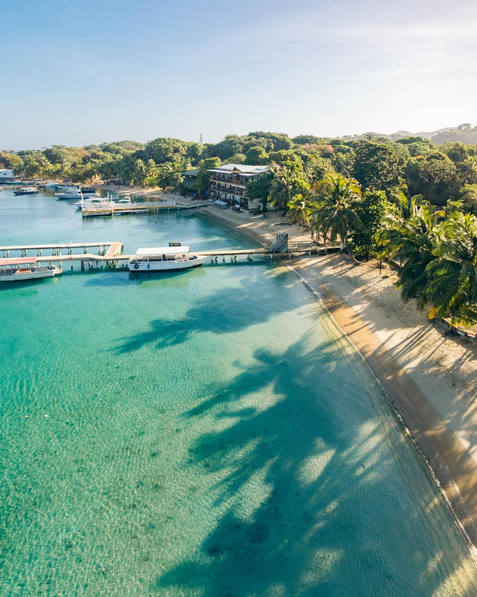 The Beach House Boutique Hotel West End Kültér fotó